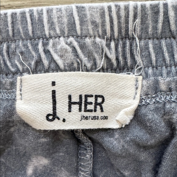 Flowy Gray/Blue Ruffle Pants - Picture 2 of 3